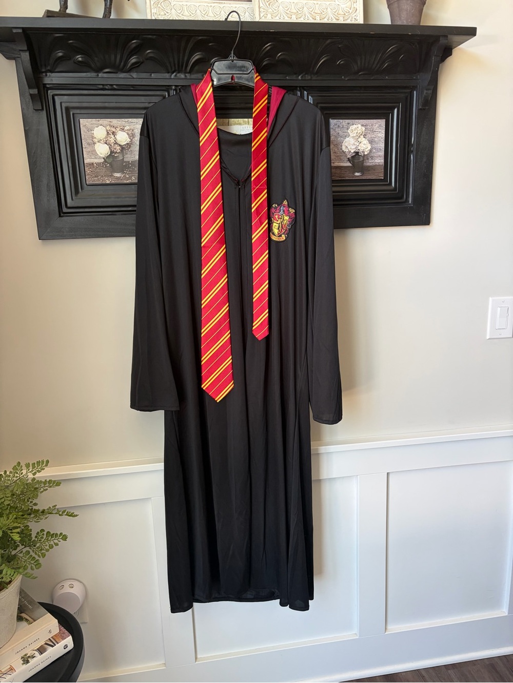 Harry Potter Gryffindor robe and tie